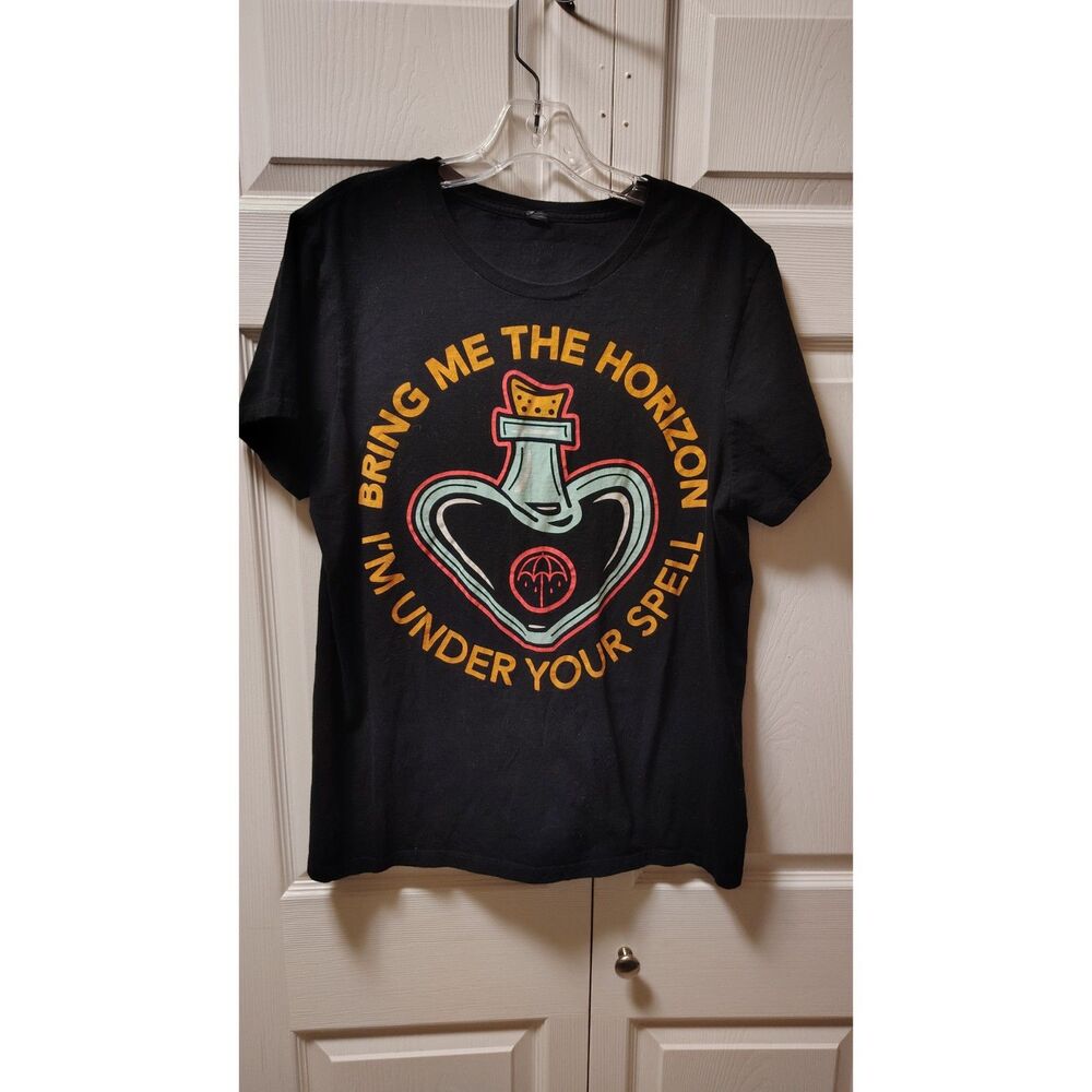 Bring Me The Horizon Love Potion Umbrella Logo Graphic Tee Large
